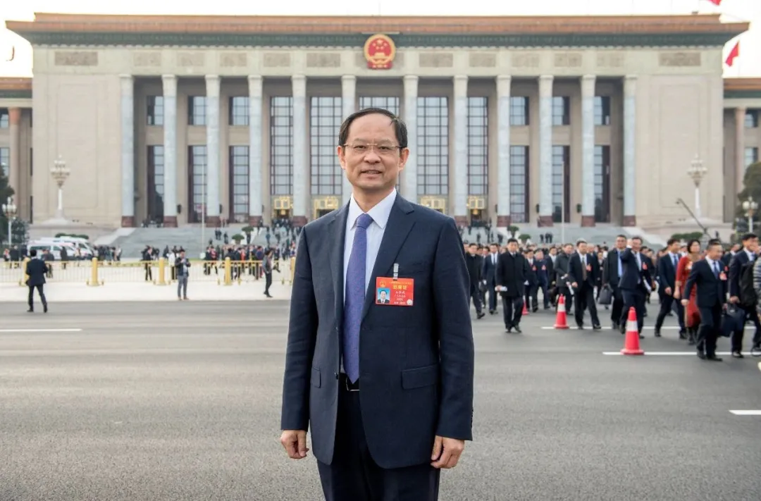 反洗钱法、中国人民银行法、商业银行法…代表委员:金融领域需修法(图4)