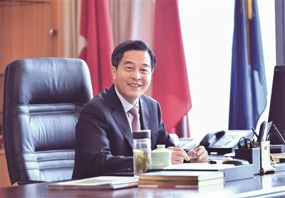 招商银行董事长李建红:降低综合融资成本 提高中小微企业获得感(图1)